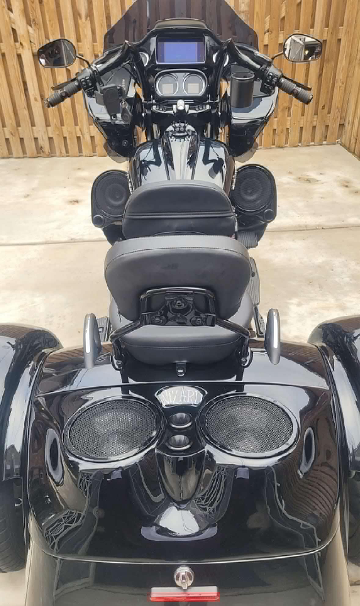 Dual 8″ Audio Trunk Lid (Road Glide 3 & Freewheeler
