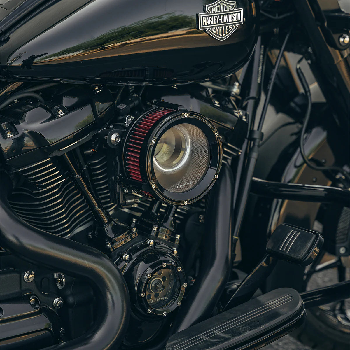 TRASK Assault Series CAM Cover With Window for Twin Cam & M8